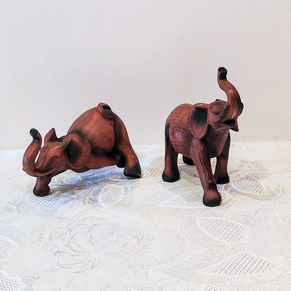 Set Of 2 modern art Deco elephants - Picture 3 of 13
